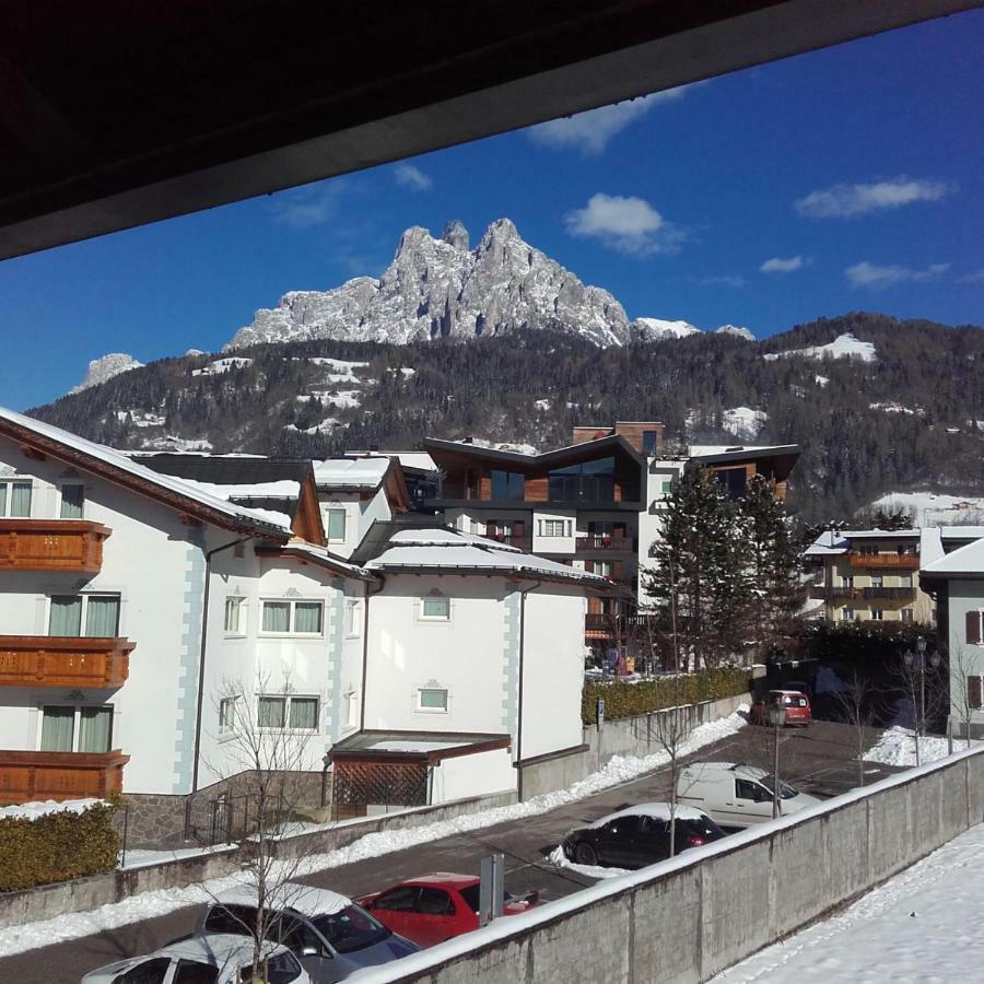 Apartamento La Finestra Sulle Dolomiti - The Window To The Dolomites Fiera Di Primiero Exterior foto