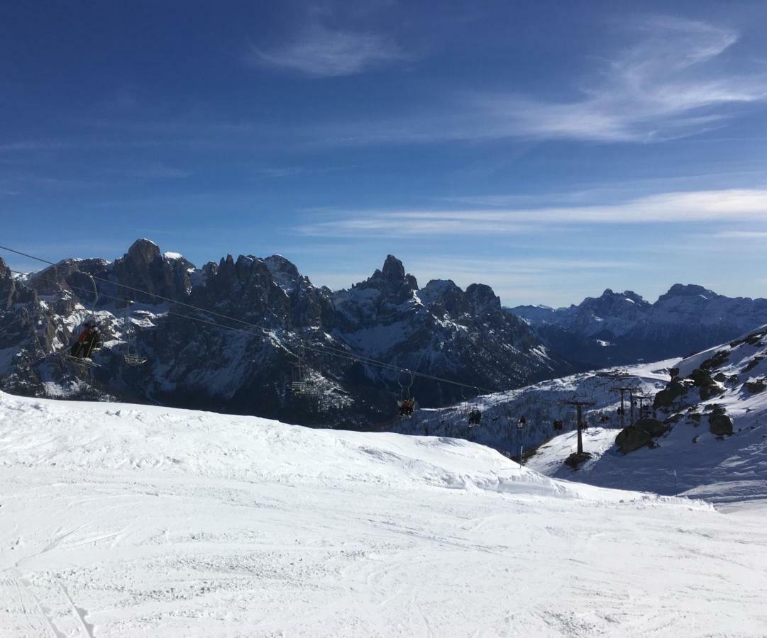 Apartamento La Finestra Sulle Dolomiti - The Window To The Dolomites Fiera Di Primiero Exterior foto